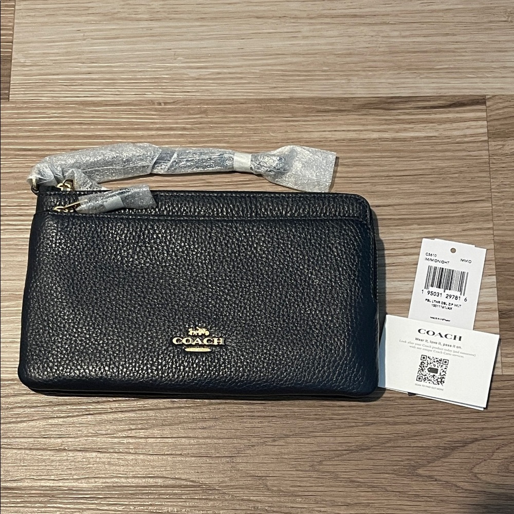 Coach Pebbled Black Leather Double Zip Wallet/ Wristlet